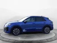 Gebraucht VW T-Roc R-line 150 PS (110 kW) 2025 Celestial blue metallic SUV