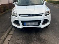 Gebraucht Ford Kuga Titanium 150 PS (110 kW) 2015 Weiß SUV