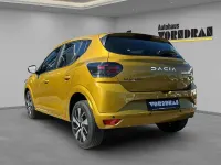 Neu Dacia Sandero Expression 101 PS (74 kW) 2025 Iron blau metallic Limousine