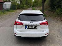 Gebraucht Ford Focus Titanium 120 PS (88 kW) 2019 Weiß Kombi