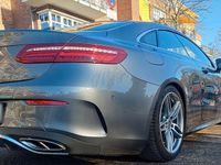 Gebraucht Mercedes E200 AMG 184 PS (135 kW) 2019 Grau Coupé