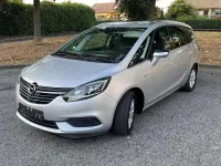 Gebraucht Opel Zafira Edition 120 PS (88 kW) 2018 Argon silber/ice silver (m2) Van / Kleinbus