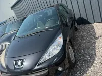 Gebraucht Peugeot 207 73 PS (53 kW) 2010 Schwarz Limousine