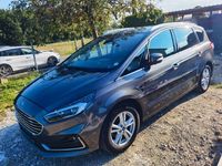 Gebraucht Ford S-MAX Titanium 150 PS (110 kW) 2020 Grau Van / Kleinbus
