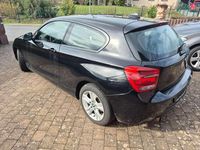 Gebraucht BMW 114 102 PS (75 kW) 2012 Schwarz Kleinwagen