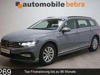 Gebraucht VW Passat R-line 150 PS (110 kW) 2022 Mondsteingrau Kombi