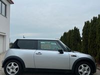Usata Mini Cooper 105 CV (77 kW) 2005 Argento Utilitaria
