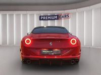 Second-hand Ferrari California 560 CP (411 kW) 2014 Negru Cabrio