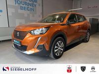 Gebraucht Peugeot e-2008 Active 100 kW (136 PS) 2023 Orange fusion SUV