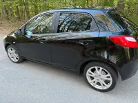 Gebraucht Mazda 2 83 PS (61 kW) 2008 Schwarz Kleinwagen