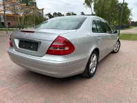 Gebraucht Mercedes E240 177 PS (130 kW) 2005 Silber Limousine