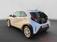 Gebraucht Toyota Aygo X X-play 72 PS (52 kW) 2022 Pure) white ii (weiss SUV