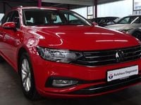 Gebraucht VW Passat 122 PS (89 kW) 2023 Rot Kombi