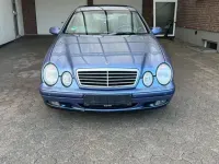 Gebraucht Mercedes CLK320 218 PS (160 kW) 1999 Blau Coupé