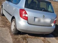 Gebraucht Skoda Fabia 75 PS (55 kW) 2010 Silber Kleinwagen