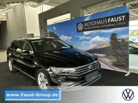 Gebraucht VW Passat Elegance 200 PS (147 kW) 2023 Schwarz perleffekt Kombi