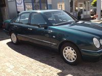 gebraucht Mercedes E230 Elegance // Xenon // Youngtimer // Winterpreis //