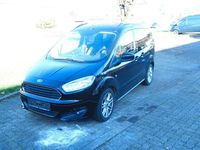 Gebraucht Ford Tourneo Courier Titanium 101 PS (74 kW) 2016 Schwarz Van / Kleinbus