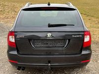Gebraucht Skoda Superb 170 PS (125 kW) 2011 Schwarz Kombi