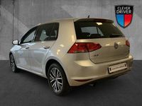 Gebraucht VW Golf VII Allstar 110 PS (80 kW) 2016 Reflaexsilber metallic (metallic) Limousine