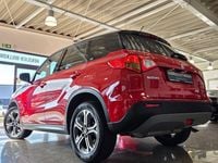 Gebraucht Suzuki Vitara Comfort+ 120 PS (88 kW) 2018 Rot SUV