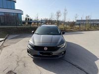 Gebraucht Fiat Tipo S 120 PS (88 kW) 2019 Grau Kombi