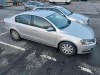 Gebraucht VW Passat 140 PS (102 kW) 2011 Silber Limousine