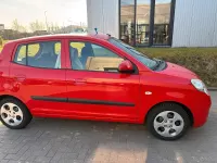 Gebraucht Kia Picanto Start 65 PS (47 kW) 2009 Rot Kleinwagen