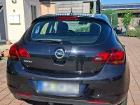 Gebraucht Opel Astra Edition 116 PS (85 kW) 2010 Schwarz Limousine