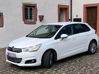 Gebraucht Citroën C4 Tendance 120 PS (88 kW) 2012 Weiß Limousine