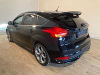 gebraucht Ford Focus ST 2.0TDCi SYNC-BiXENON-TLEDER-PPS-KEYFREE