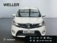 Gebraucht Toyota Verso Edition-S 147 PS (108 kW) 2017 Weiß Van / Kleinbus