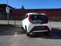 Gebraucht Toyota Aygo 72 PS (52 kW) 2021 Weiß Kleinwagen