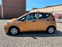 Gebraucht Hyundai i10 Classic 67 PS (49 kW) 2016 Gold Kleinwagen
