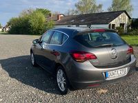 Gebraucht Opel Astra Cosmo 125 PS (91 kW) 2010 Grau Limousine