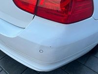 Gebraucht BMW 320 177 PS (130 kW) 2009 Weiß Kombi