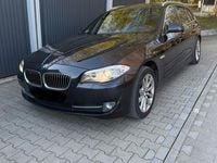 Gebraucht BMW 520 184 PS (135 kW) 2012 Grau Kombi