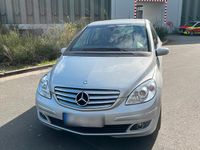 Gebraucht Mercedes E200 193 PS (141 kW) 2007 Silber Limousine