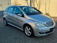 Gebraucht Mercedes B200 140 PS (102 kW) 2008 Silber Van / Kleinbus