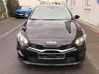 Neu Kia Ceed 101 PS (74 kW) 2025 Schwarz Kleinwagen