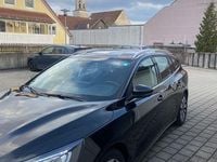 Używany Ford Focus Active 125 KM (91 kW) 2021 Czarny Sedan/Limuzyna