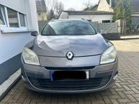 Gebraucht Renault Mégane III Dynamique 106 PS (77 kW) 2010 Grau Limousine