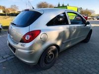 Gebraucht Opel Corsa 70 PS (51 kW) 2007 Gold Kleinwagen