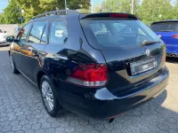 Gebraucht VW Golf VI 105 PS (77 kW) 2011 Schwarz Kleinwagen