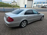 Gebraucht Mercedes E270 Avantgarde 177 PS (130 kW) 2003 Grau Limousine