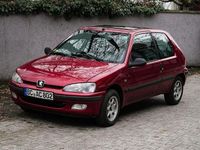 Gebraucht Peugeot 106 75 PS (55 kW) 1999 Rot Kleinwagen