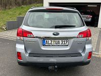 Gebraucht Subaru Outback Comfort 150 PS (110 kW) 2014 Grau Kombi