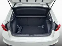 Gebraucht Skoda Fabia Essence 80 PS (58 kW) 2025 Candyweiß Kleinwagen