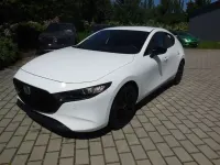 Neu Mazda 3 Homura-Line 140 PS (102 kW) 2026 Arctic white Limousine