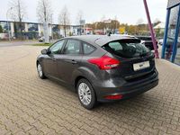 Gebraucht Ford Focus Business Edition 101 PS (74 kW) 2018 Grau Limousine